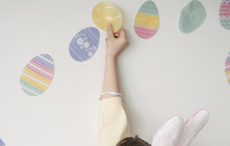 How to Get Stickers Off the Wall Without Causing Damage